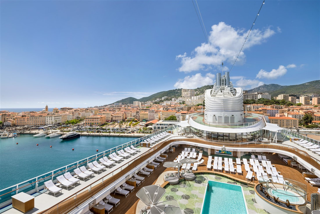 Oceania-VISTA-oc-a-pool-deck-architecture-1_orig